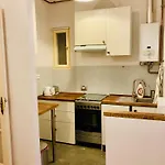 Buda Apartman Near Gellert
